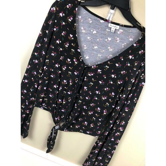 E-169 Love, Fire tie-front button-up top BLACK FLORAL size S nwot - Picture 1 of 2